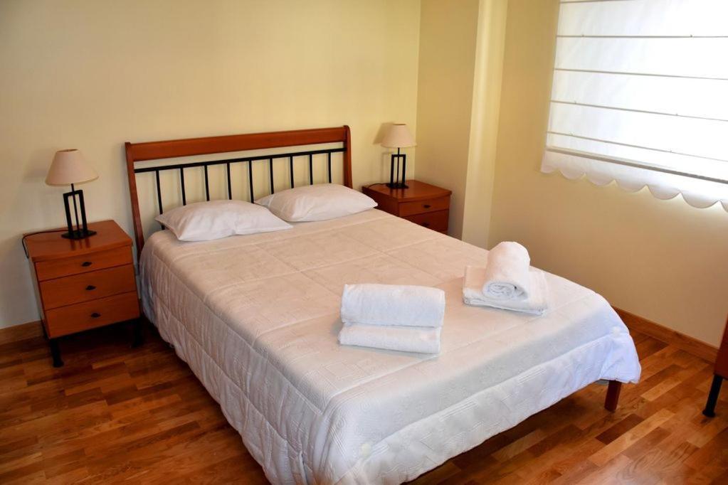 B House Verdizela Corroios Dış mekan fotoğraf