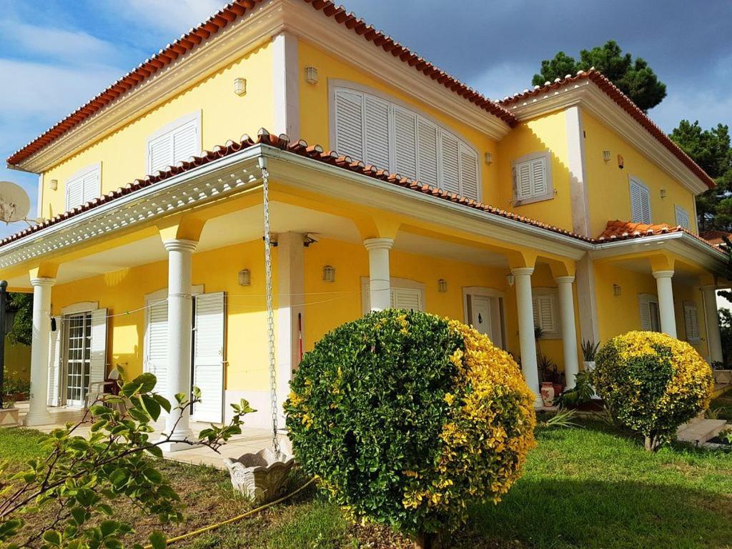 B House Verdizela Corroios Dış mekan fotoğraf