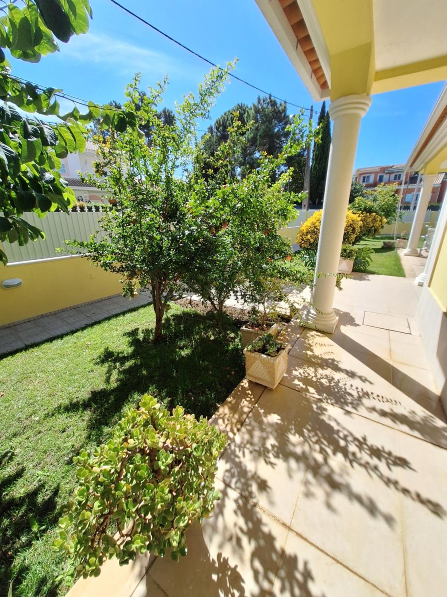 B House Verdizela Corroios Dış mekan fotoğraf
